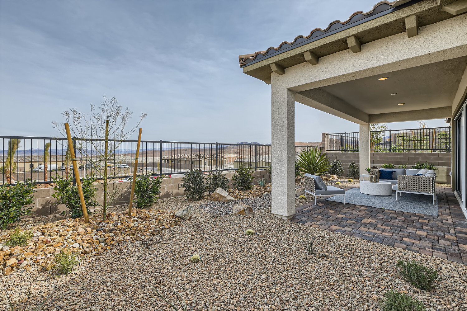 A patio with a covered patio.